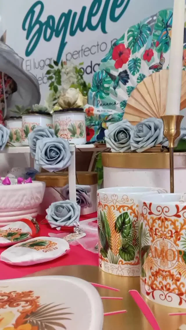 Mesa decorada para una boda con piezas de Kocobelo